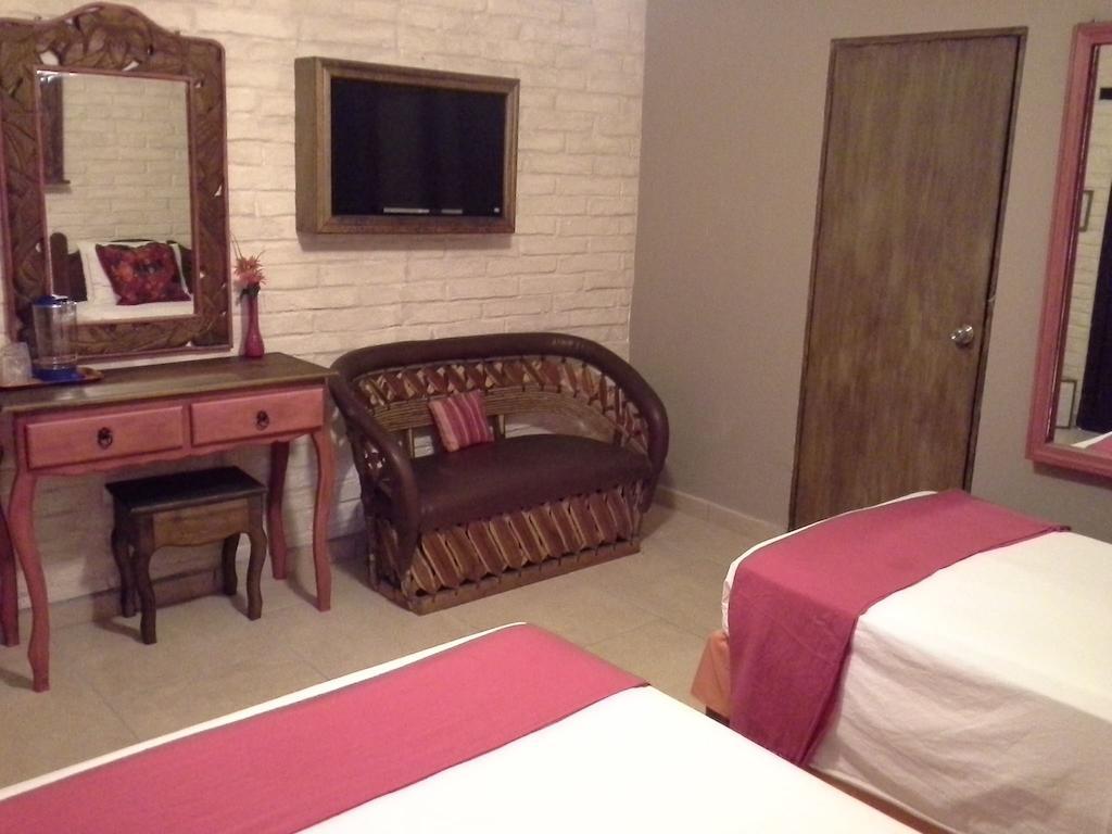 Hotel Yasmin Puerto Vallarta Habitación foto